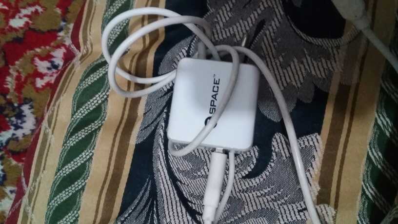 mobile charger.. in Peshawar, Khyber Pakhtunkhwa - Free Business Listing