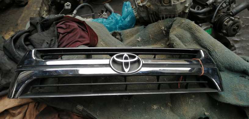 Toyota surf prado pajero .. in Karachi City, Sindh - Free Business Listing