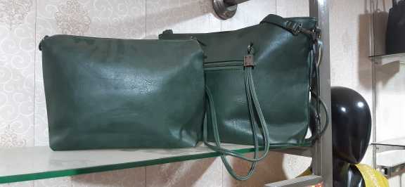 Ladies Leather bag.. in Gujrat, Punjab - Free Business Listing