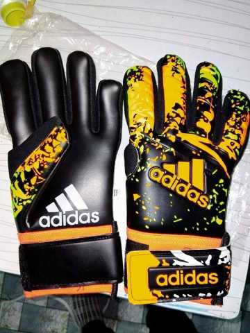 goalkeeper gloves.. in Log - Free Business Listing