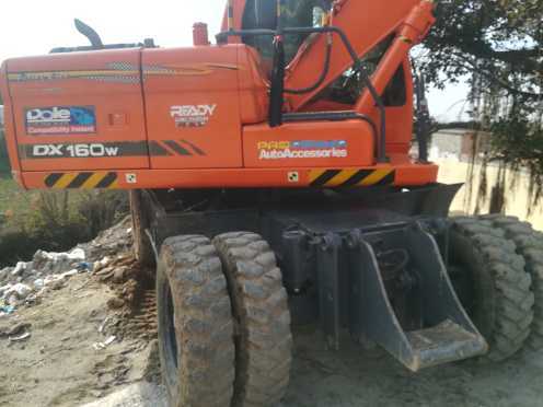 doosan excavator DX 2009o.. in Haripur, Khyber Pakhtunkhwa - Free Business Listing