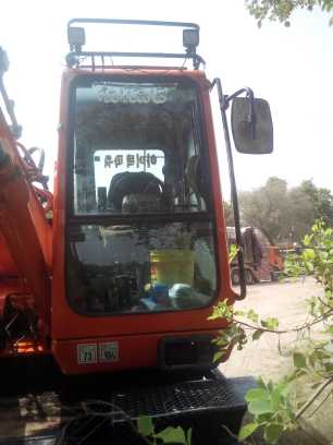 excavator model 2002.. in Attock, Punjab - Free Business Listing