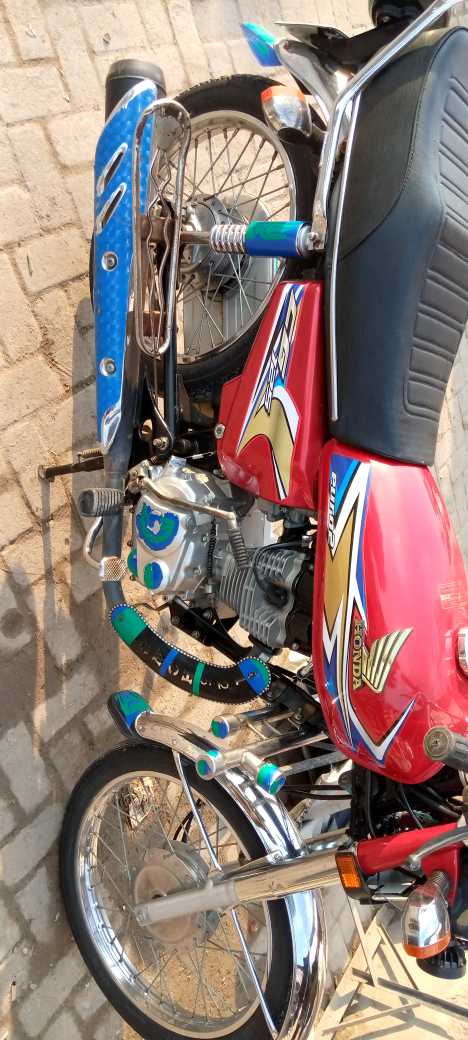 United 125 18 model mobil.. in Khushab, Punjab - Free Business Listing