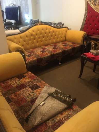 6 setr sofa.. in Lahore, Punjab - Free Business Listing