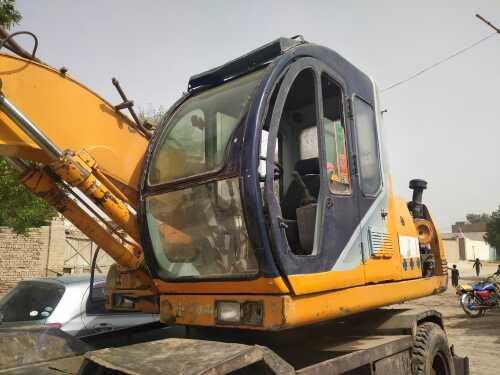 mashen excavators samsung.. in Jaffarabad, Balochistan - Free Business Listing