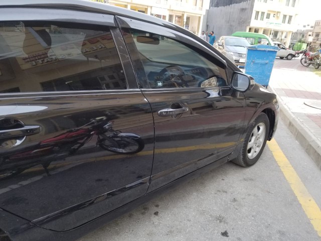 car for sale in bahria to.. in Islamabad, Islamabad Capital Territory - Free Business Listing