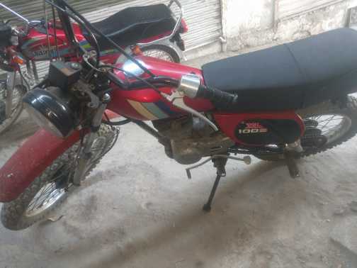 Trail XL100 motorcycle.. in Gulistan Colony Rawalpindi, Punjab - Free Business Listing