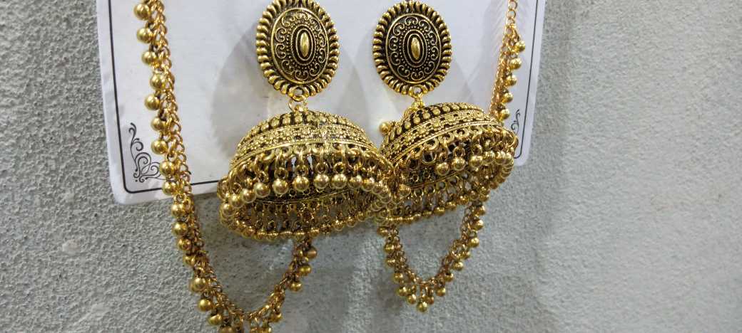 new fashion Earrings what.. in Lahore, Punjab 54000 - Free Business Listing