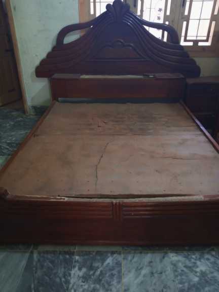 Double Bed, Show case, Dr.. in Mardan, Khyber Pakhtunkhwa 23200 - Free Business Listing