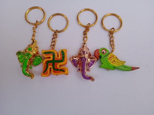 keychains set of 4 wooden.. in Jaipur, Rajasthan 302001 - Free Business Listing
