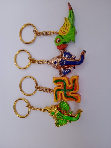 keychains set of 4 wooden.. in Jaipur, Rajasthan 302001 - Free Business Listing